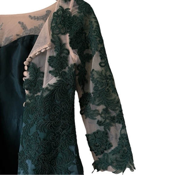 JJ’s House Emerald Green Beige Embroidered Satin Button Evening Gown Dress US 0 - Picture 12 of 15